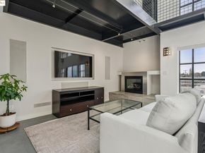 850 W Grand Ave 17, Oakland CA 94607