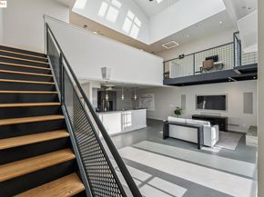 850 W Grand Ave 17, Oakland CA 94607