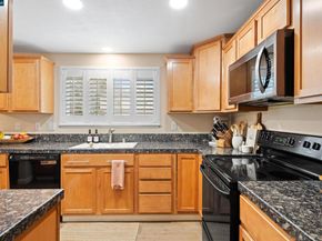 2721 Oak Rd L, Walnut Creek CA 94597