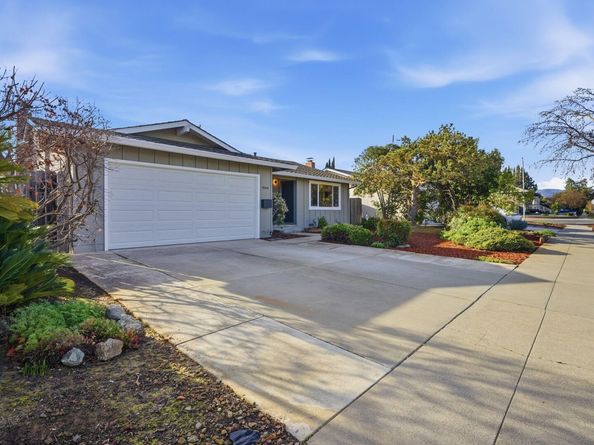 1594 Hallbrook Dr, San Jose CA 95118