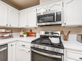 297 Del Valle Ct, Pleasanton CA 94566