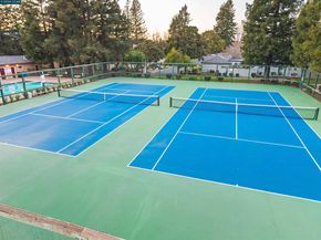 582 La Corso Dr, Walnut Creek CA 94598