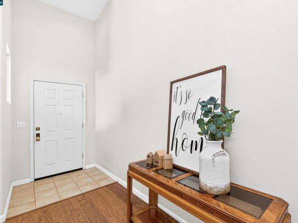 5764 Idlewood St, Dublin CA 94568