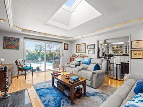 8847 Davona Dr, Dublin CA 94568