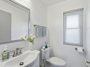 1956 Ascot Dr, Moraga CA 94556