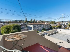 832 Walker, Oakland CA 94610