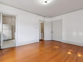 832 Walker, Oakland CA 94610