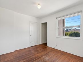 832 Walker, Oakland CA 94610