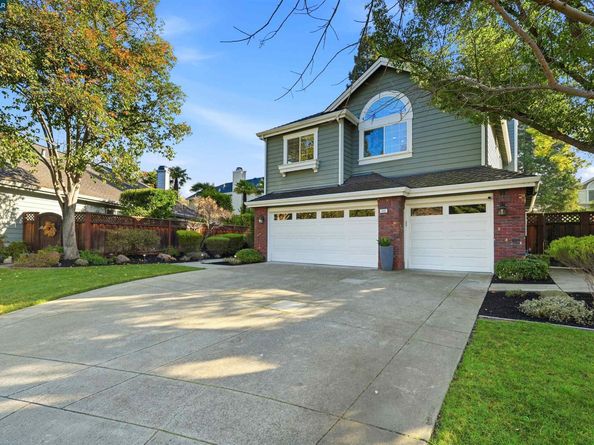 122 Briar Pl, Danville CA 94526