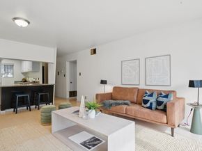 1425 Lakeside DR 201, Oakland CA 94612