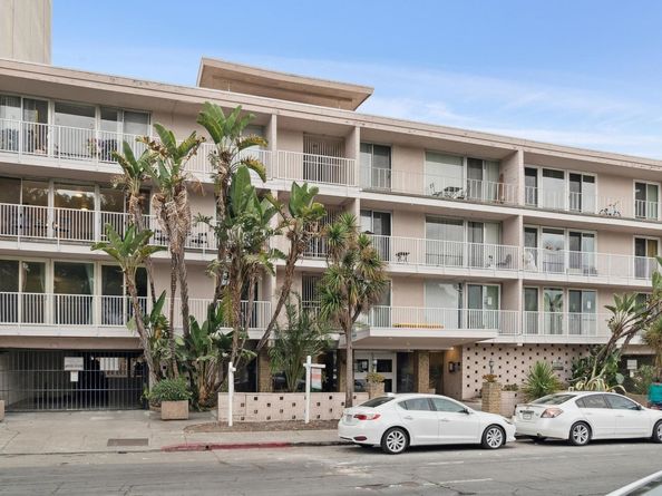 1425 Lakeside DR 201, Oakland CA 94612