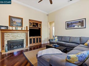 4871 Redwood Ave, Dublin CA 94568