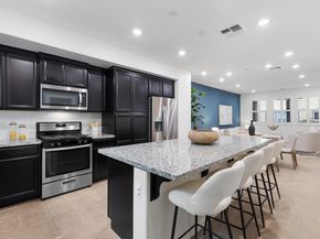 16330 Ridgehaven Dr UNIT 802, Castro Valley CA 94578