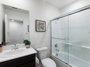 16330 Ridgehaven Dr UNIT 802, Castro Valley CA 94578