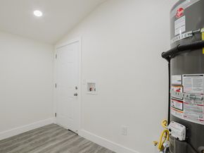 1778 8th St., Oakland CA 94607