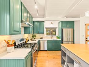 6688 Colton Blvd, Oakland CA 94611