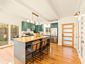 6688 Colton Blvd, Oakland CA 94611