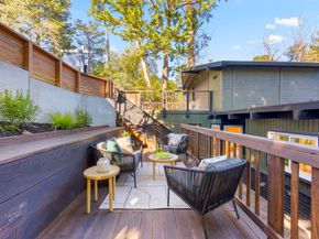 6688 Colton Blvd, Oakland CA 94611