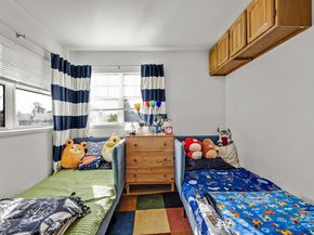 976 Park St, Alameda CA 94501