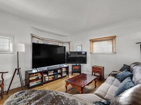 976 Park St, Alameda CA 94501