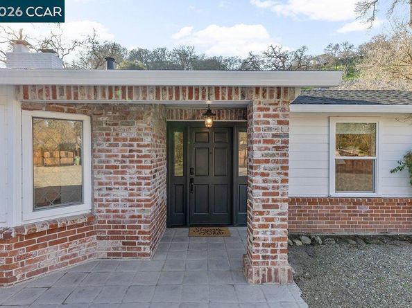 205 Castle Hill Ranch Rd, Walnut Creek CA 94595