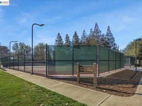 1042 Dana Cir, Livermore CA 94550