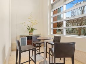 585 9th St 443, Oakland CA 94607
