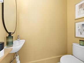 1250 Powell St 10, Emeryville CA 94608