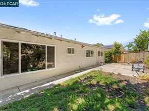 1566 Mann Dr, Pinole CA 94564