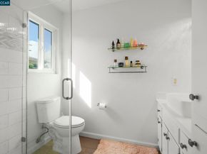 5555 Maryland Dr, Concord CA 94521