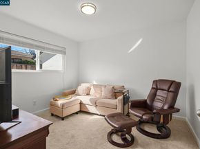 5555 Maryland Dr, Concord CA 94521