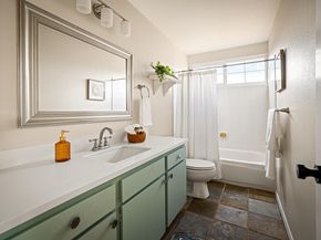 10 Clear Water Ct, Richmond CA 94803