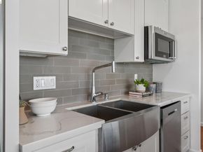 565 Bellevue Ave 806, Oakland CA 94610