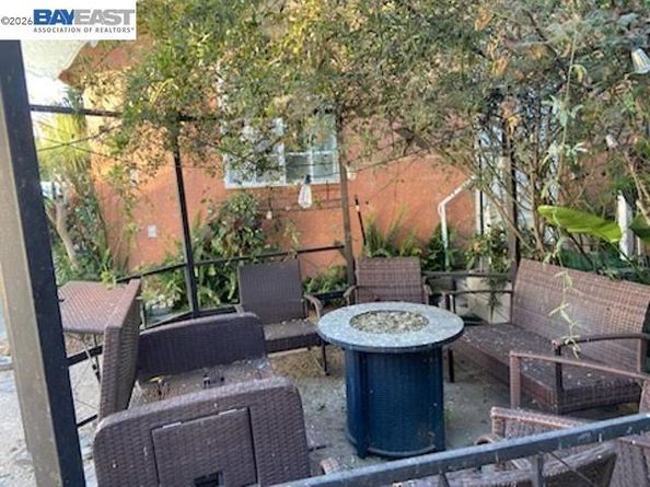 847 W 81St St, Los Angeles CA 90044