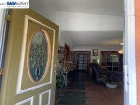 847 W 81St St, Los Angeles CA 90044