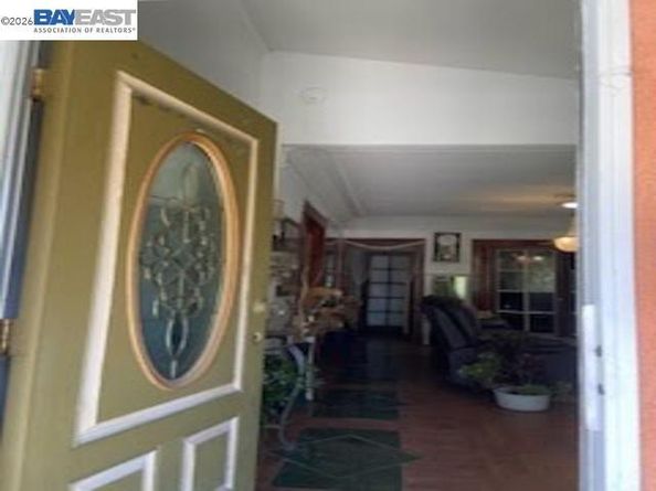 847 W 81St St, Los Angeles CA 90044