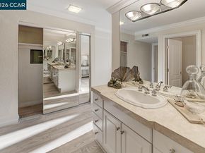 2005 Cactus Ct 4, Walnut Creek CA 94595