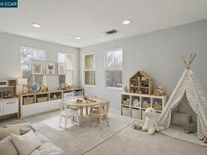 207 Heligan Ln. 8, Livermore CA 94551