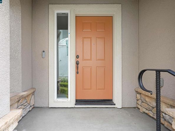 207 Heligan Ln. 8, Livermore CA 94551