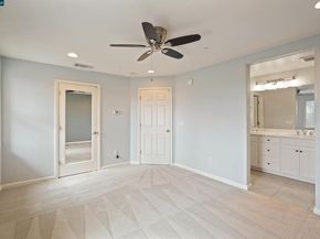 207 Heligan Ln. 8, Livermore CA 94551