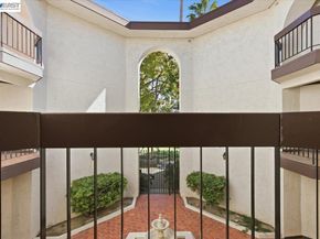 39843 Cedar Blvd 219, Newark CA 94560