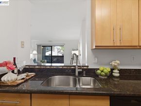 39843 Cedar Blvd 219, Newark CA 94560