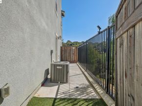 24170 Amaranth Loop, Hayward CA 94541