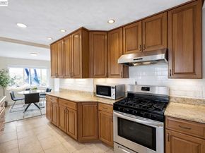 17676 Garland Ct, Castro Valley CA 94546