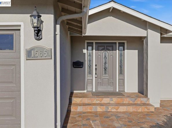 1565 Mendoza Ct, Pleasanton CA 94566
