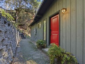 6416 Valley View Rd, Oakland CA 94611