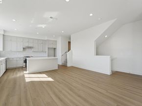 1933 Grand Street, Alameda CA 94501