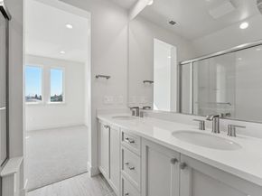 1933 Grand Street, Alameda CA 94501