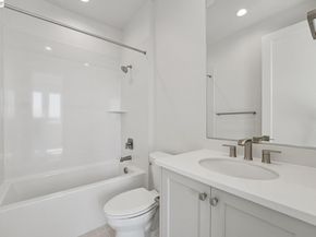 1933 Grand Street, Alameda CA 94501