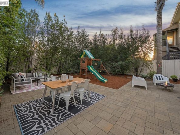 1059 59TH Street, Oakland CA 94608